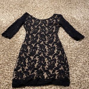 Black dress size 4❤️